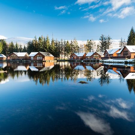 Lodge 9 Glengoulandie Lodges อาเบอร์เฟลดี ภายนอก รูปภาพ