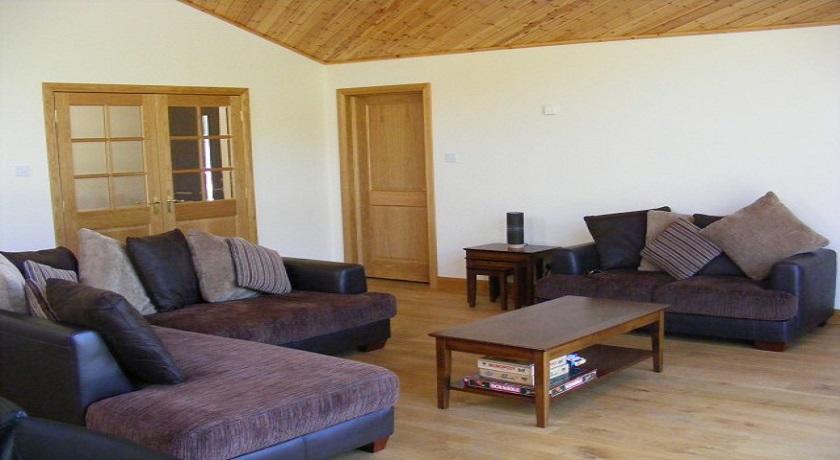 Lodge 9 Glengoulandie Lodges อาเบอร์เฟลดี ภายนอก รูปภาพ